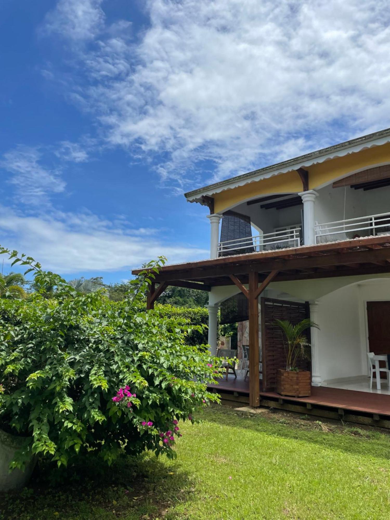 Appartement Coeur De Papillon Baie-Mahault Buitenkant foto